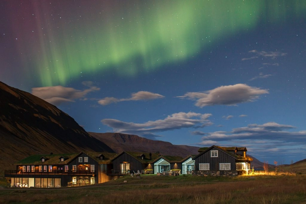 Holiday Travel Deplar Farms