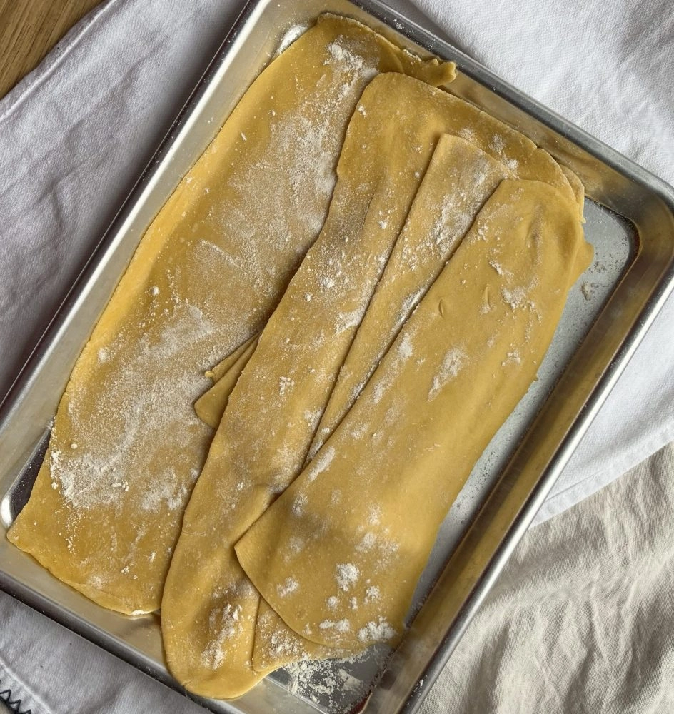 Fresh pasta sheets for spaghetti