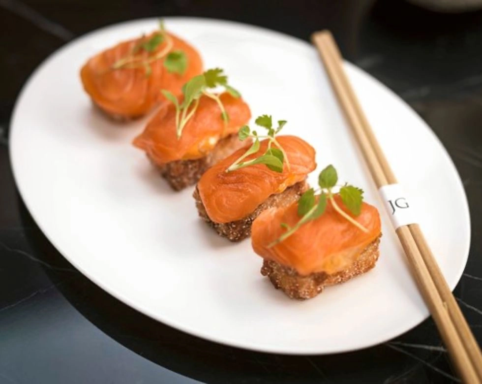 Crispy rice salmon