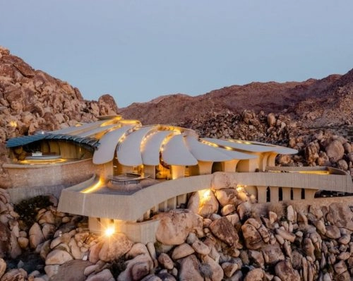 Joshua Tree Colony House