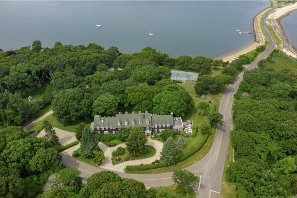 Ram's Head Inn, a Shelter Island retreat