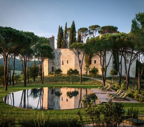 Reschio Pool Tuscany