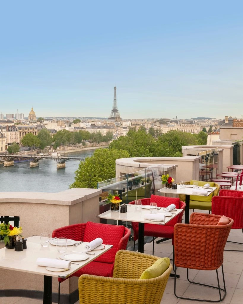 Cheval Blanc Paris Luxury Hotel