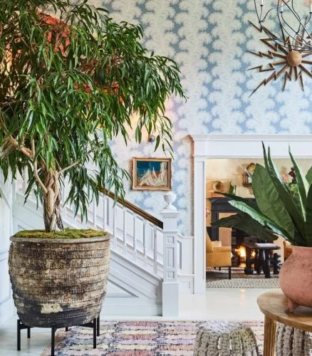 Mayflower Inn Foyer